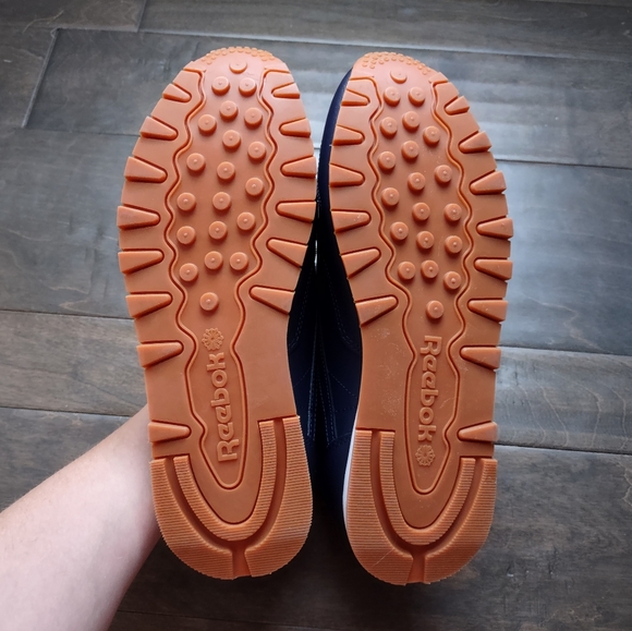 Reebok Classic Leather Sneakers Navy Blue NWOB - Picture 6 of 8